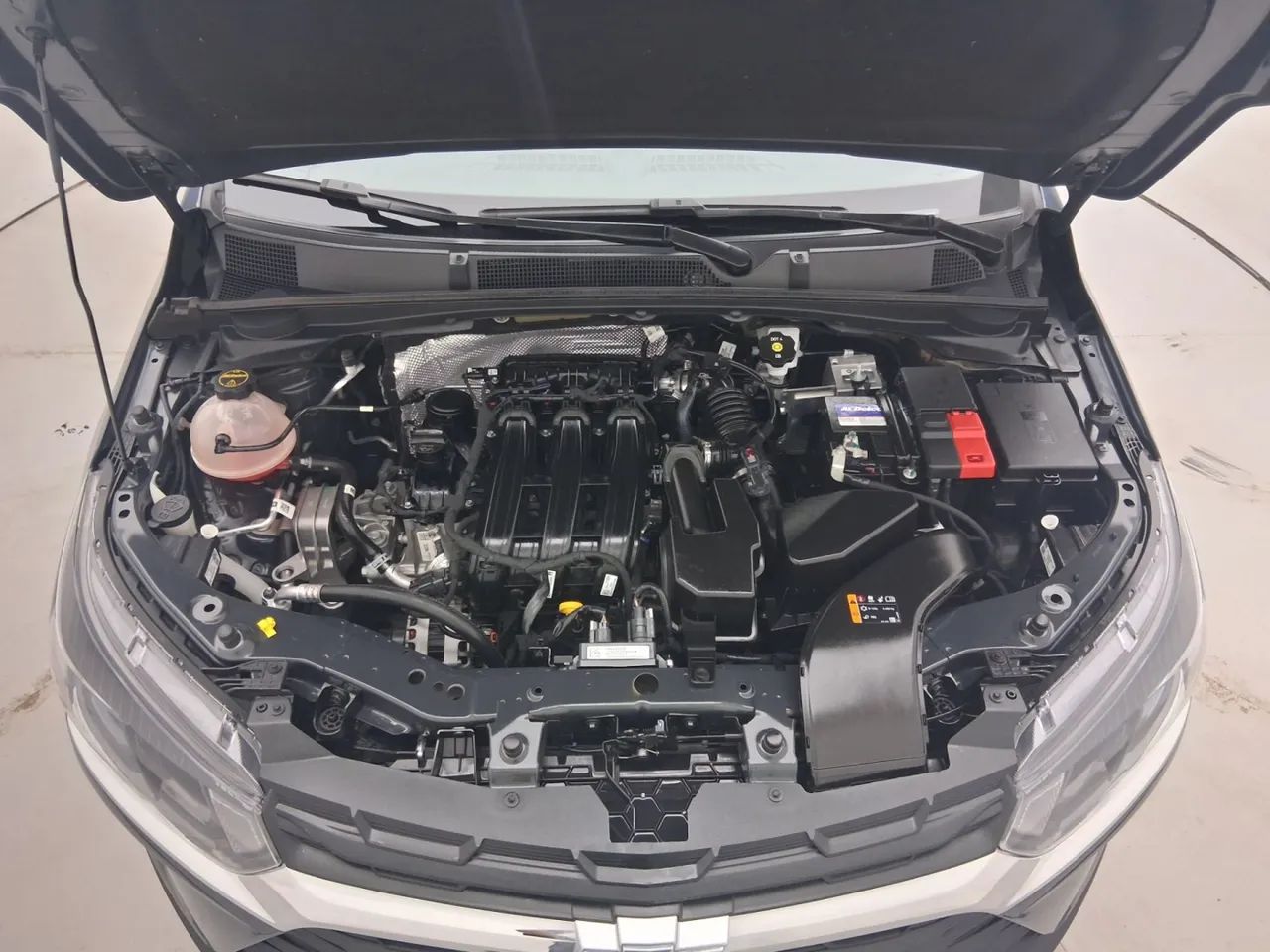 Chevrolet Onix Hatch 1.0 12V Flex Mec. 4P, foto 10 de 18