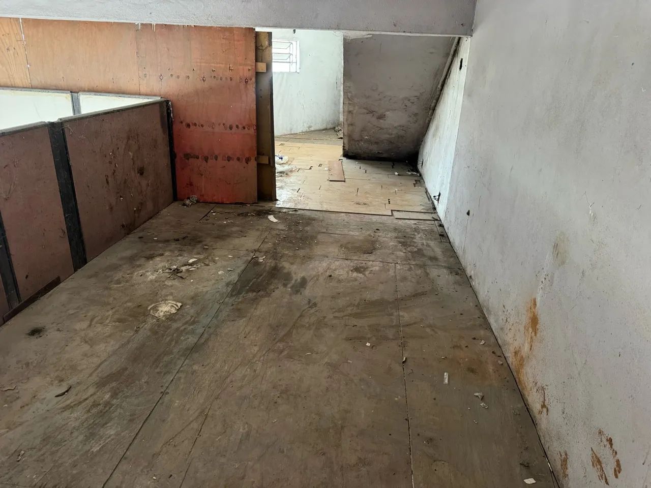 Vendo loja com 85 mtrs com mezanino   Ótimo ponto - Foto 5
