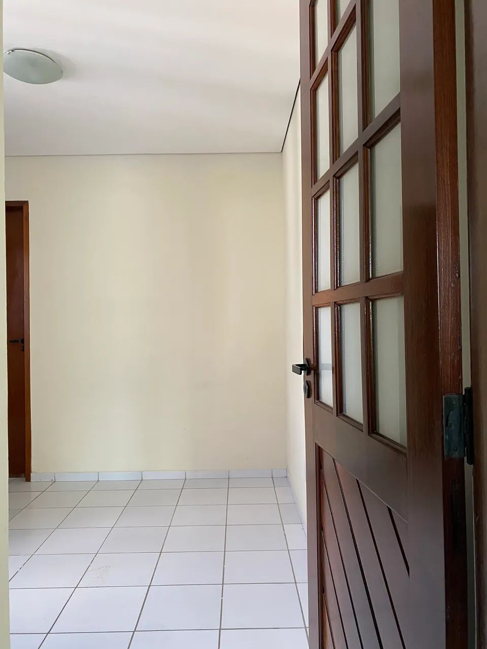 ALUGO Tambaú com 3/4  piscina e elevador.
