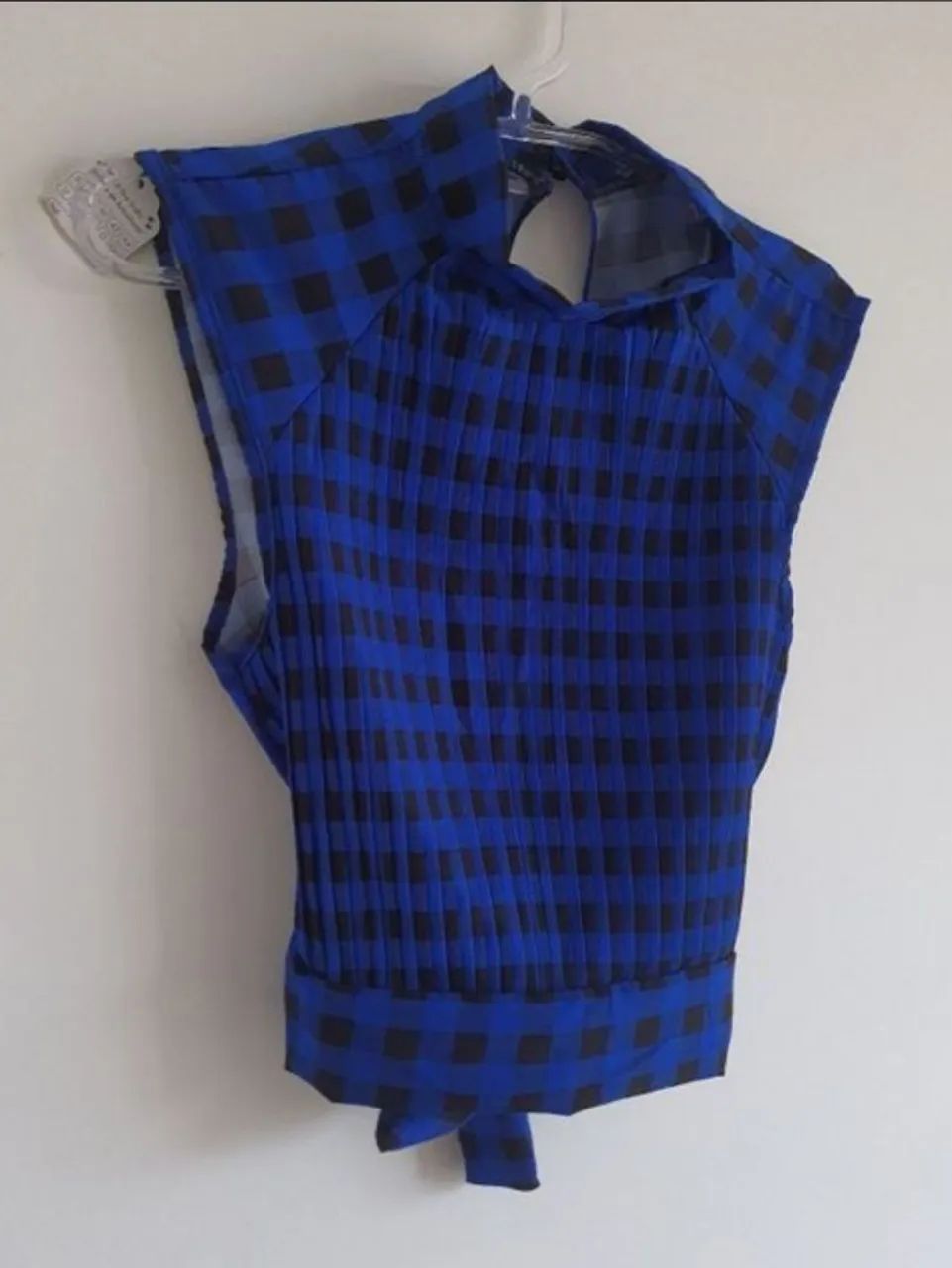 Blusa xadrez sem manga feminina nova