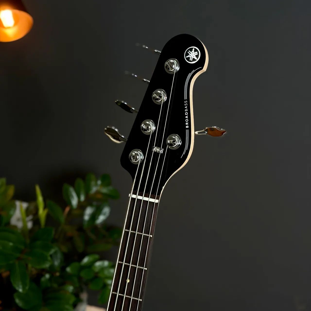 Baixo Yamaha BB435 com Ponte Gotoh  - Foto 3