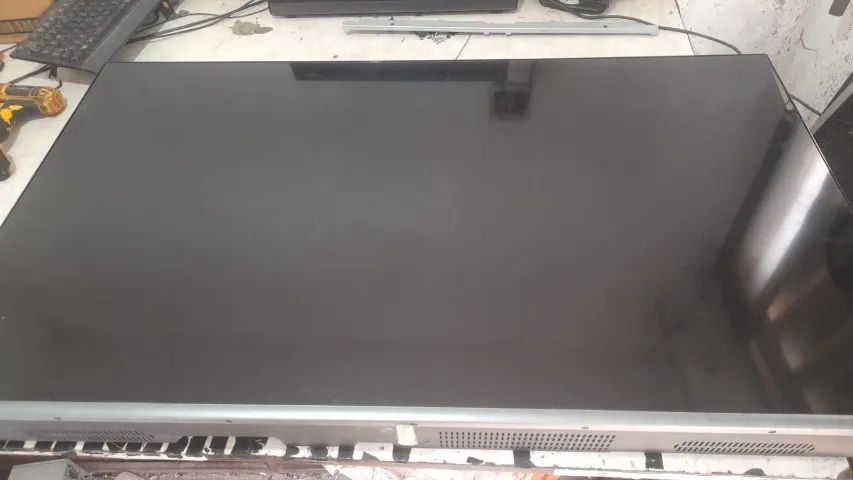 tv philco 50 polegadas com defeito na tela - Foto 4