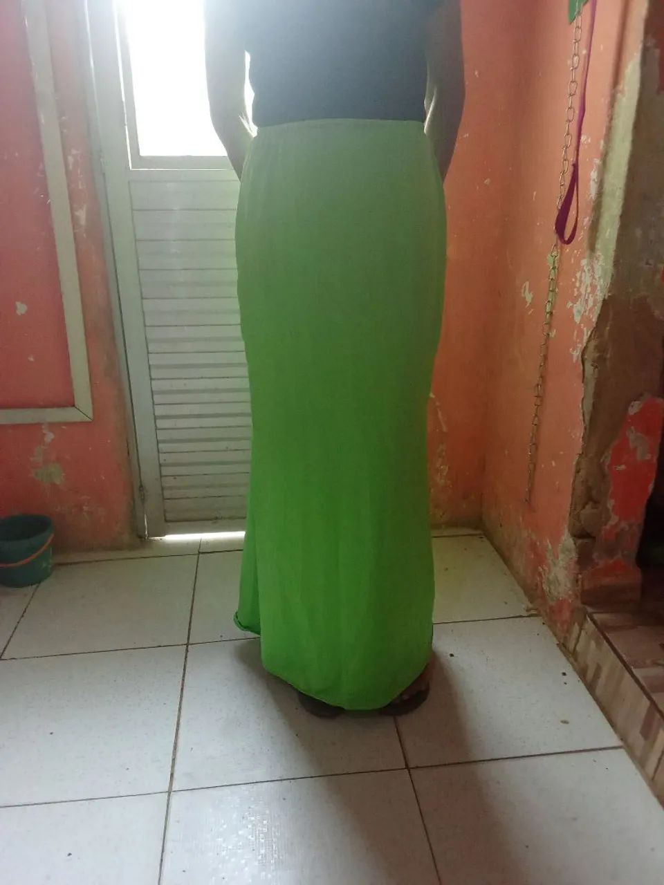 3 saias sereias estilo cetim 20 uni ou 3 por 50 - Foto 3