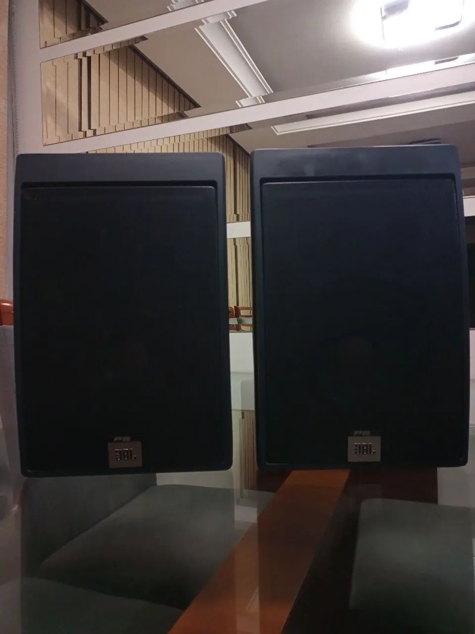 Caixas JBL Control VIII 