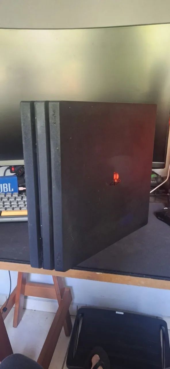 PS4 Pro 1TB Usado Lacrado - Foto 2