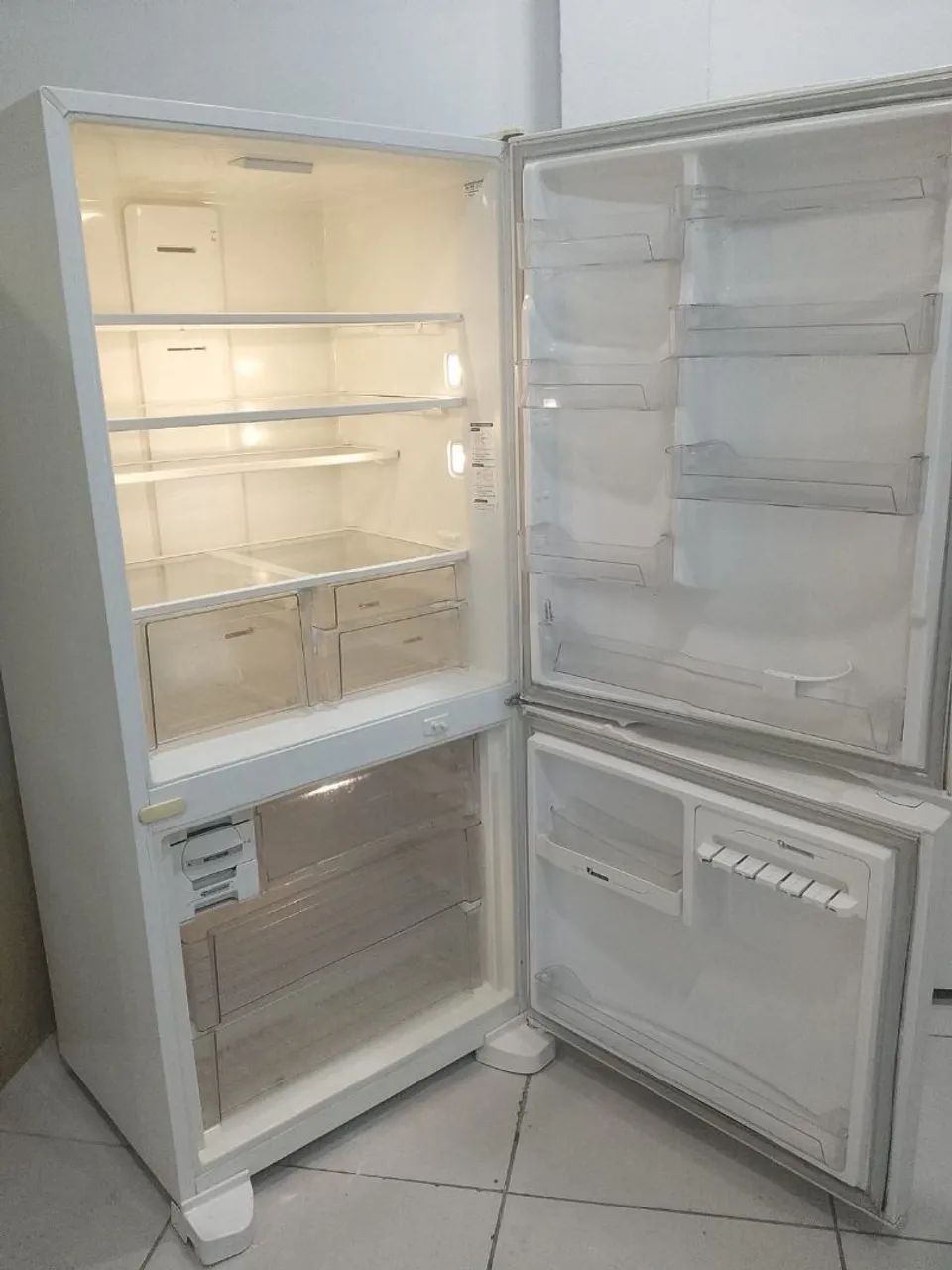 Vendo geladeira Brastemp  - Foto 2