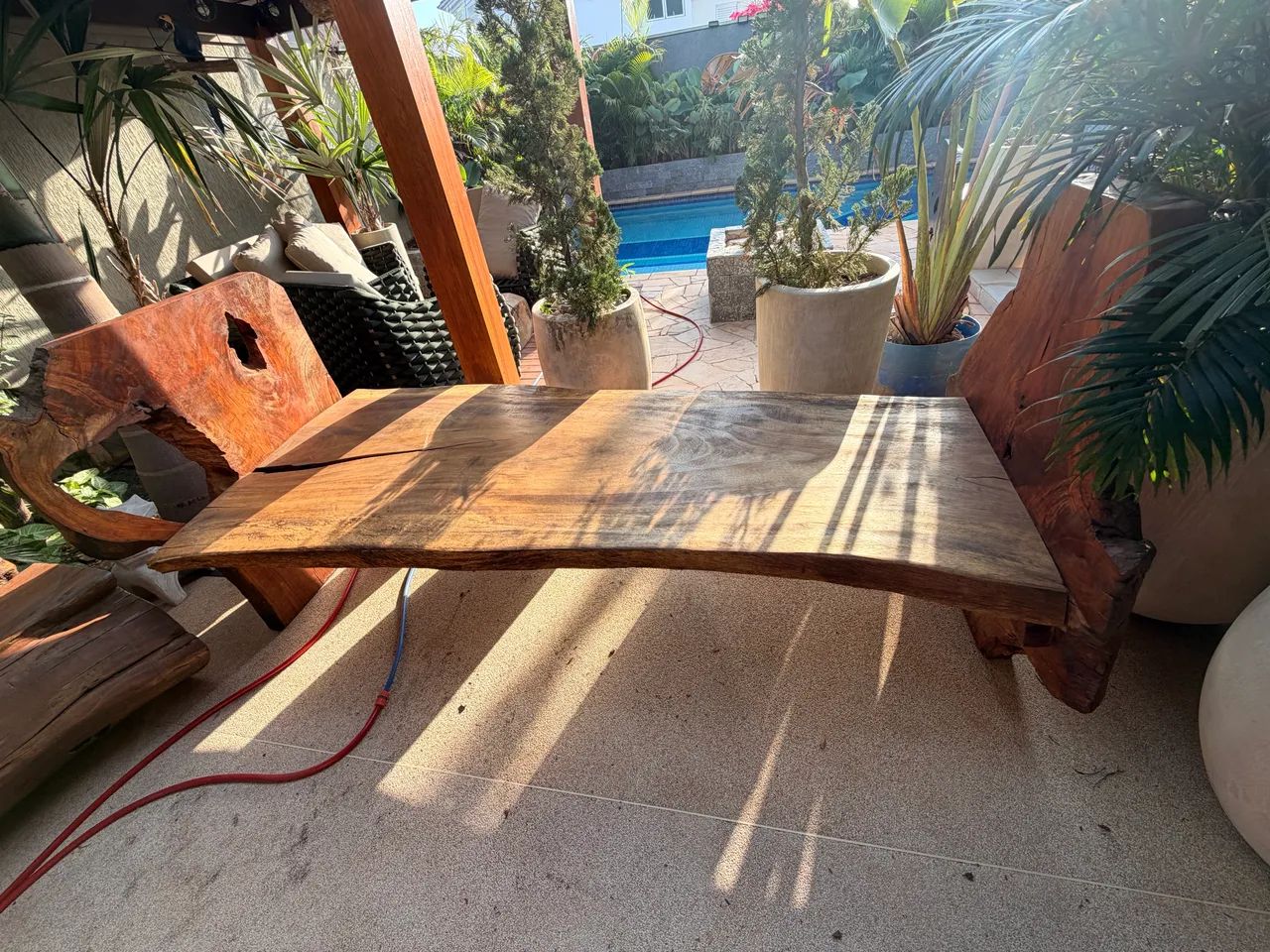 Banco de madeira maciça  - Foto 3