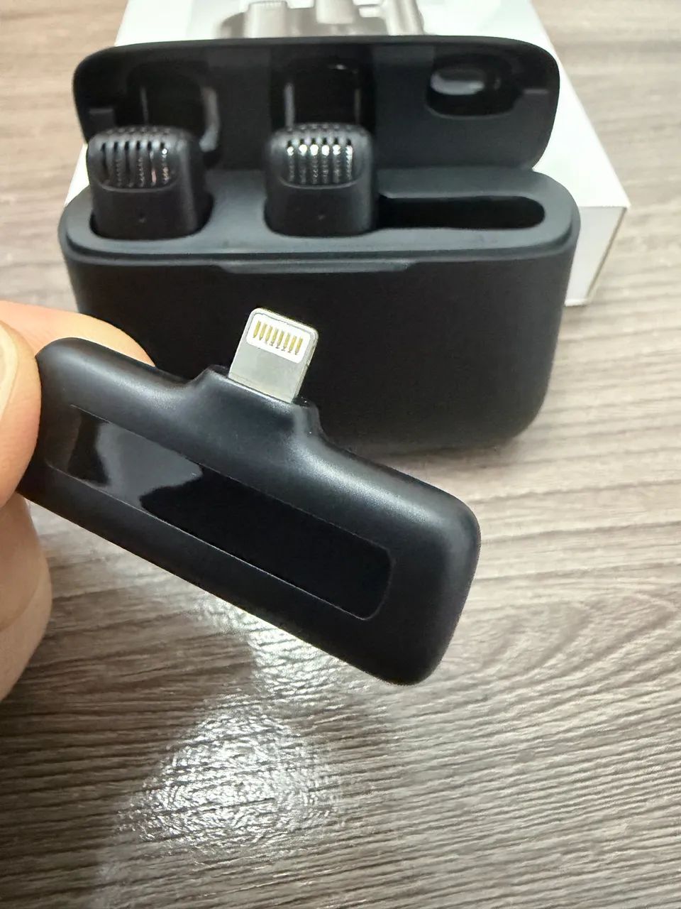 2 Microfones Sem Fio Ulanzi J12 Iphone Lightning - Foto 2