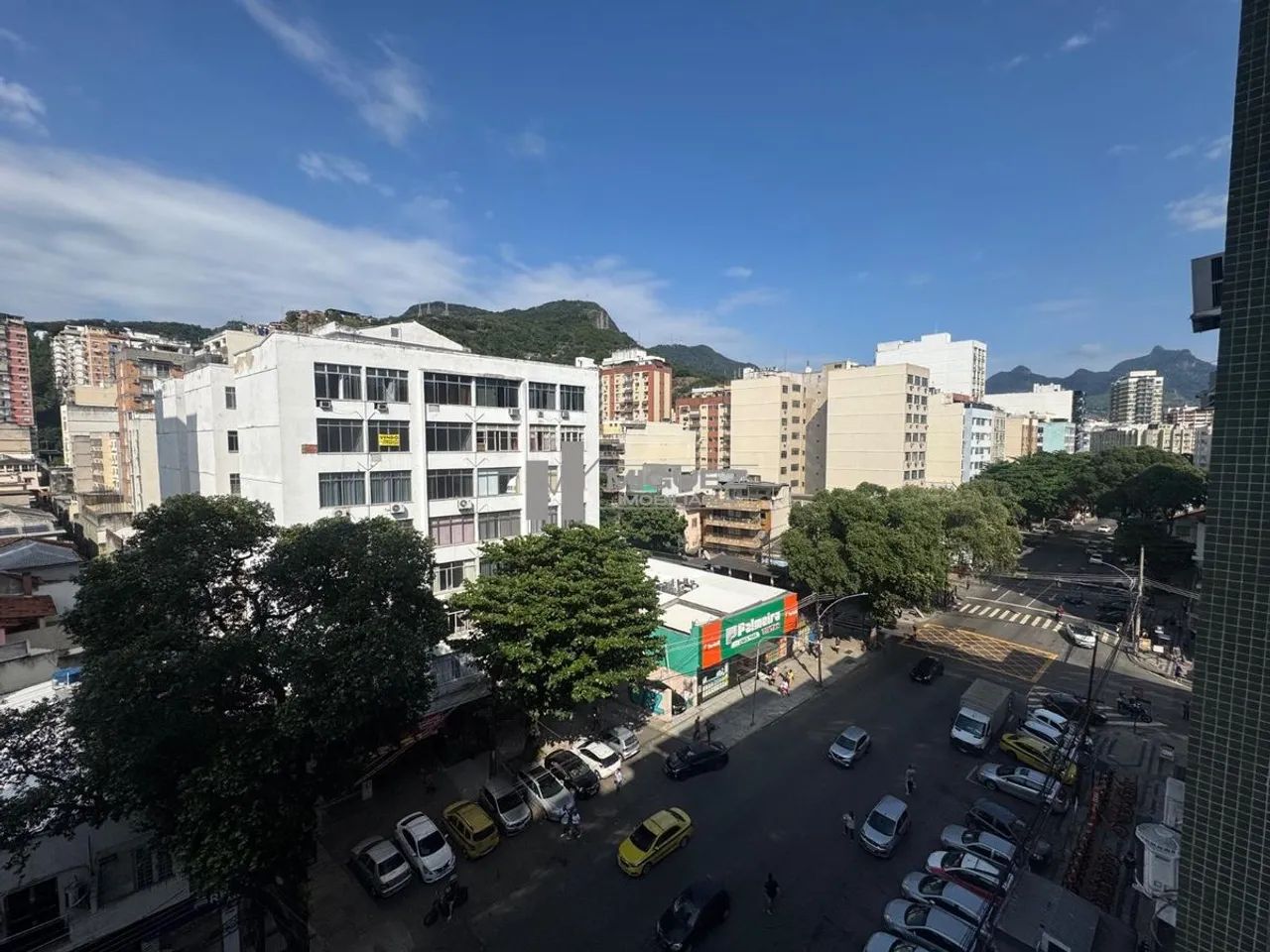 Apartamento à Venda Rua Haddock Lobo, Praça Afonso Pena. 2 Quartos.