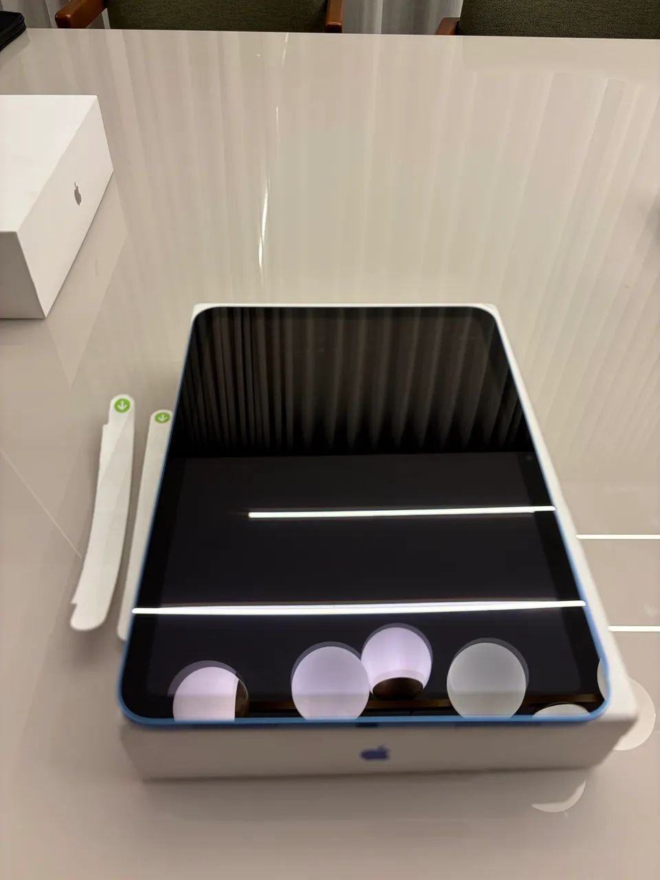 IPAD A16 11 geração 128GB - SEM USO com 12 meses de garantia - Foto 2