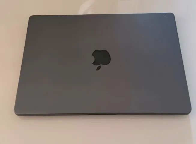 MacBook Pro M4 512gb 