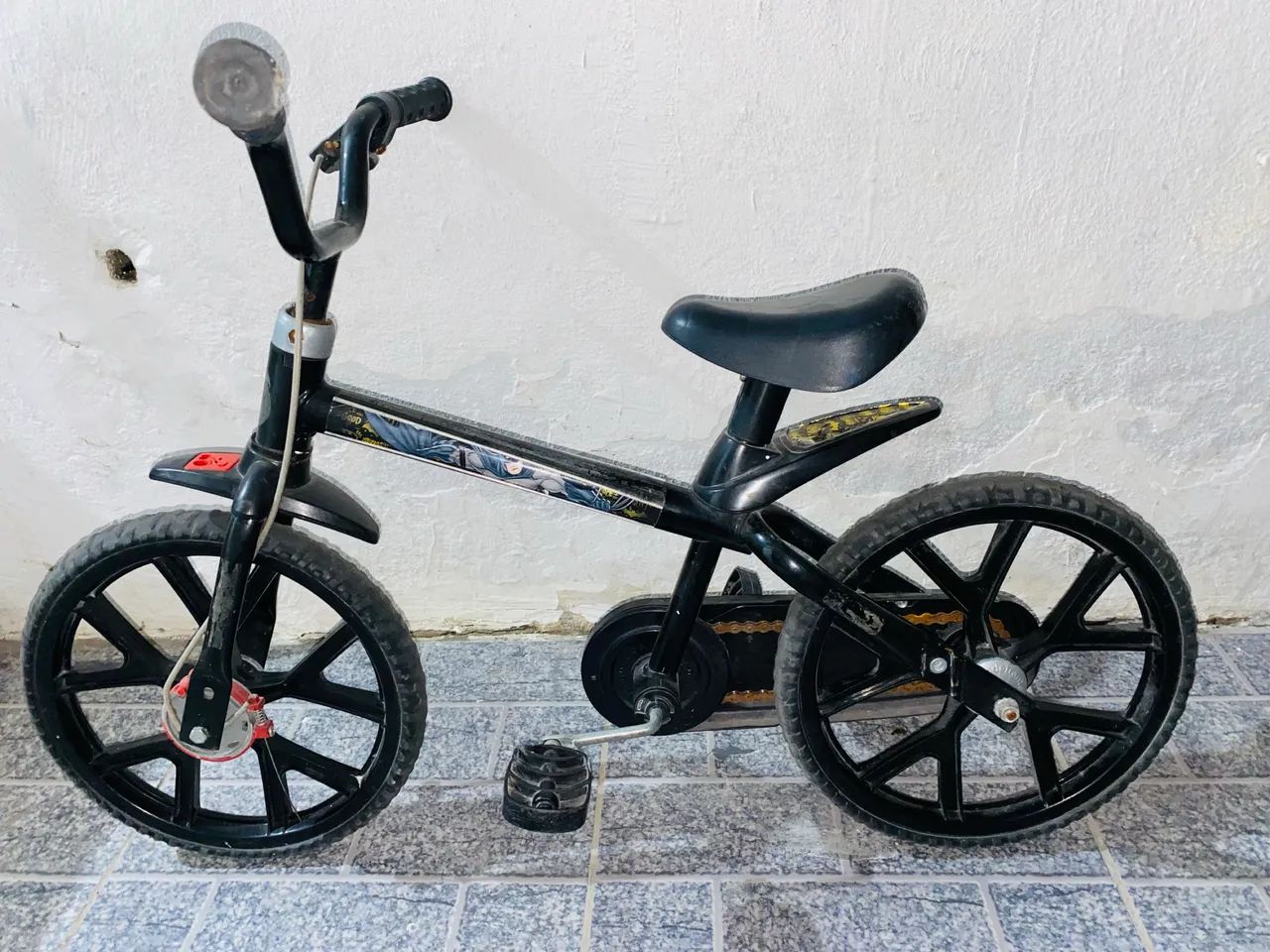 ? VENDO RACK + BICICLETA INFANTIL 