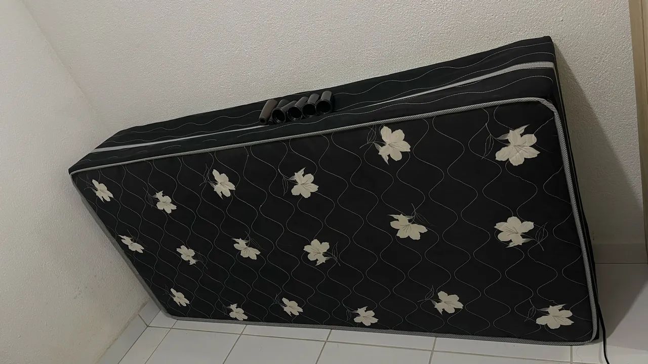 Cama + Colchão 