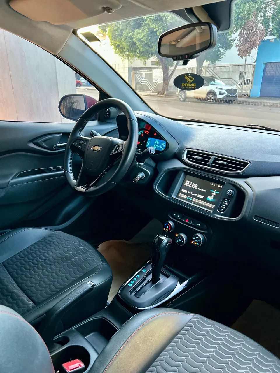 Onix LTZ 2018 Automático- 1/3 do IPVA Pago - Foto 9