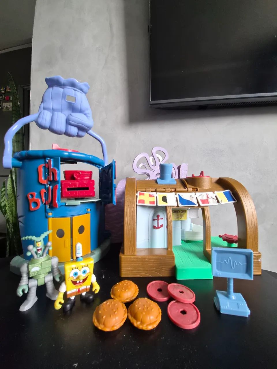 Balde de lixo e siri cascudo bob esponja imaginext 