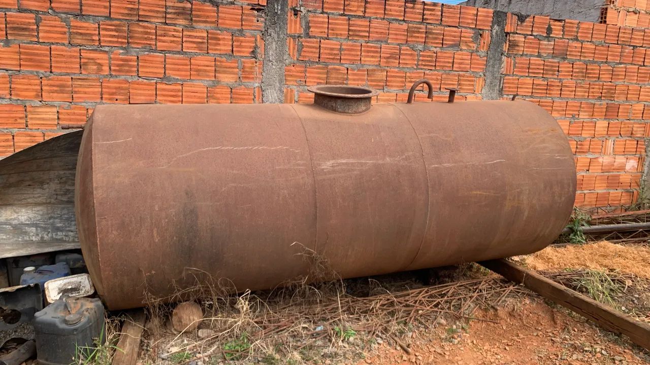 Vendo tanque de 4 mil litros 