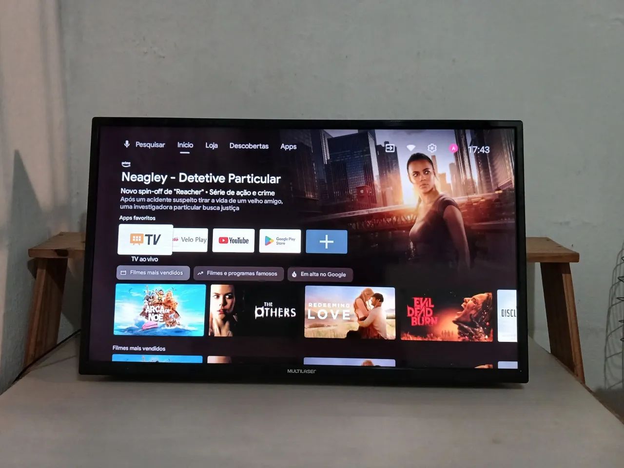 Tv smart android com Bluetooth 32 led fullHD 1080p em perfeito estado  - Foto 4