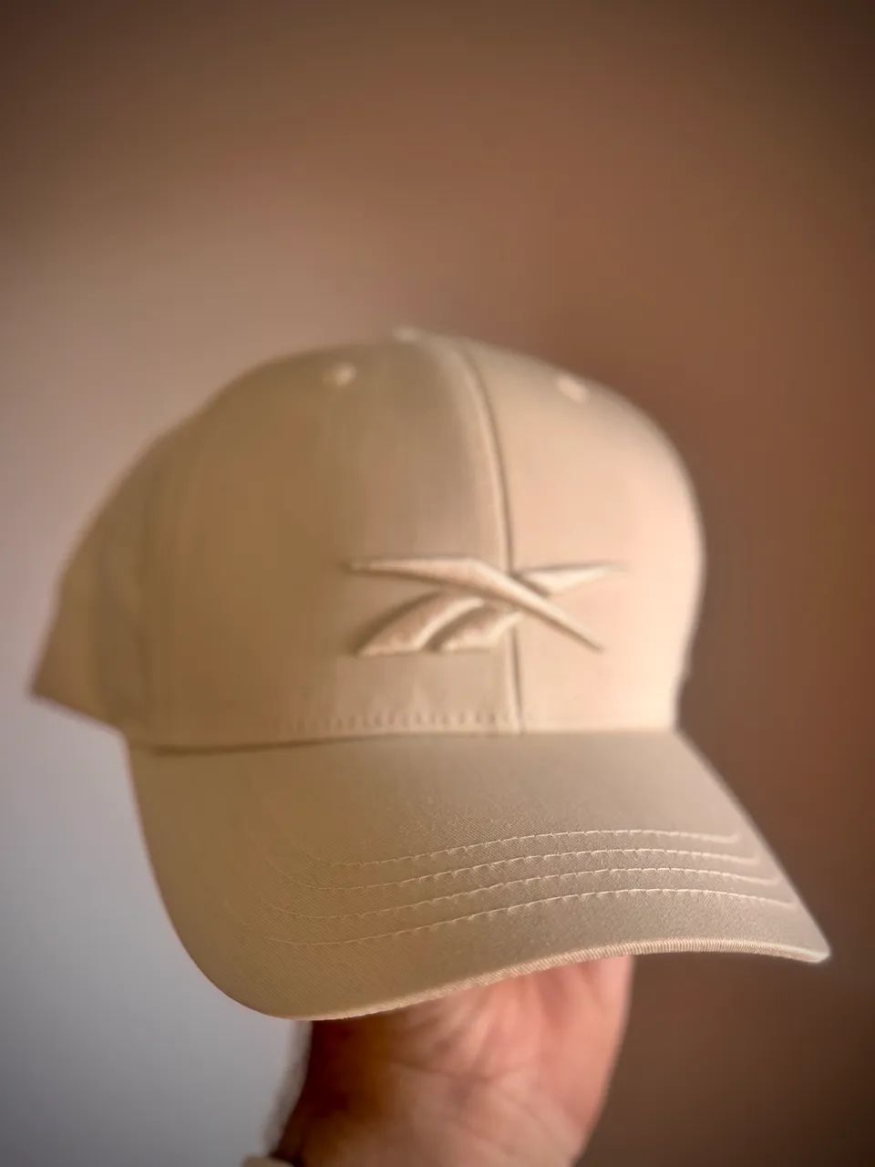 Boné Reebok Bege - Original e Novo