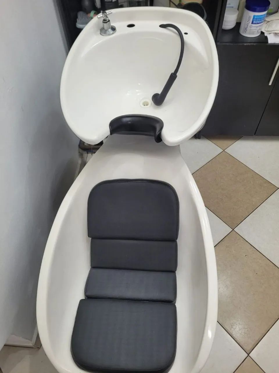 LAVATÓRIO PARA SALÃO c Aquecedor - Foto 2