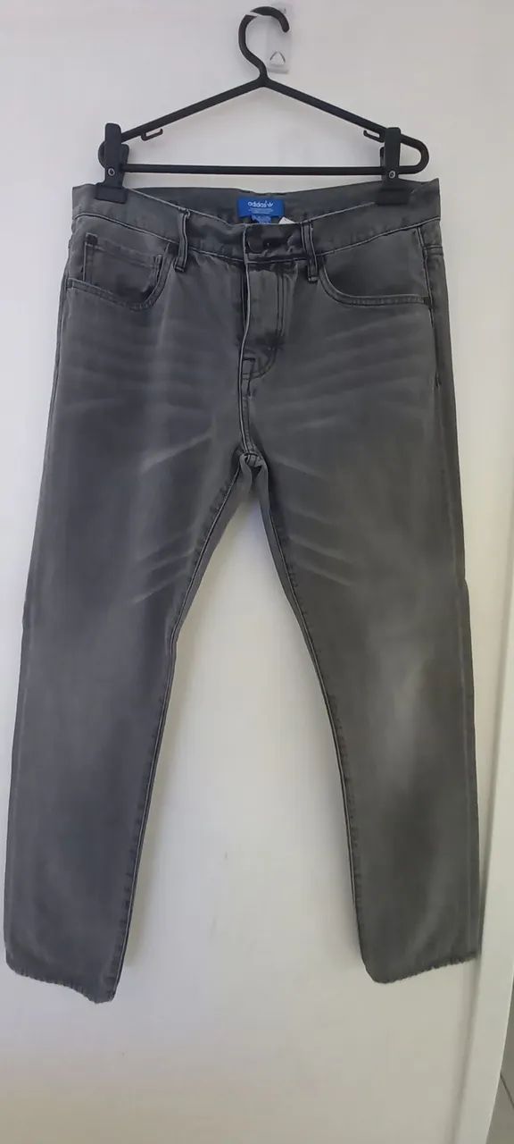 Calça jeans adidas 42