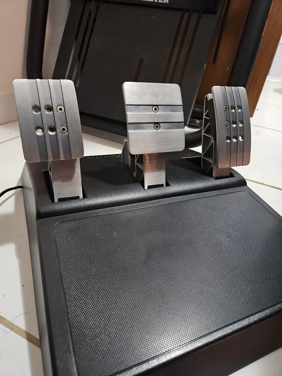 Thrustmaster TGT 2 Completo Impecável - Foto 4