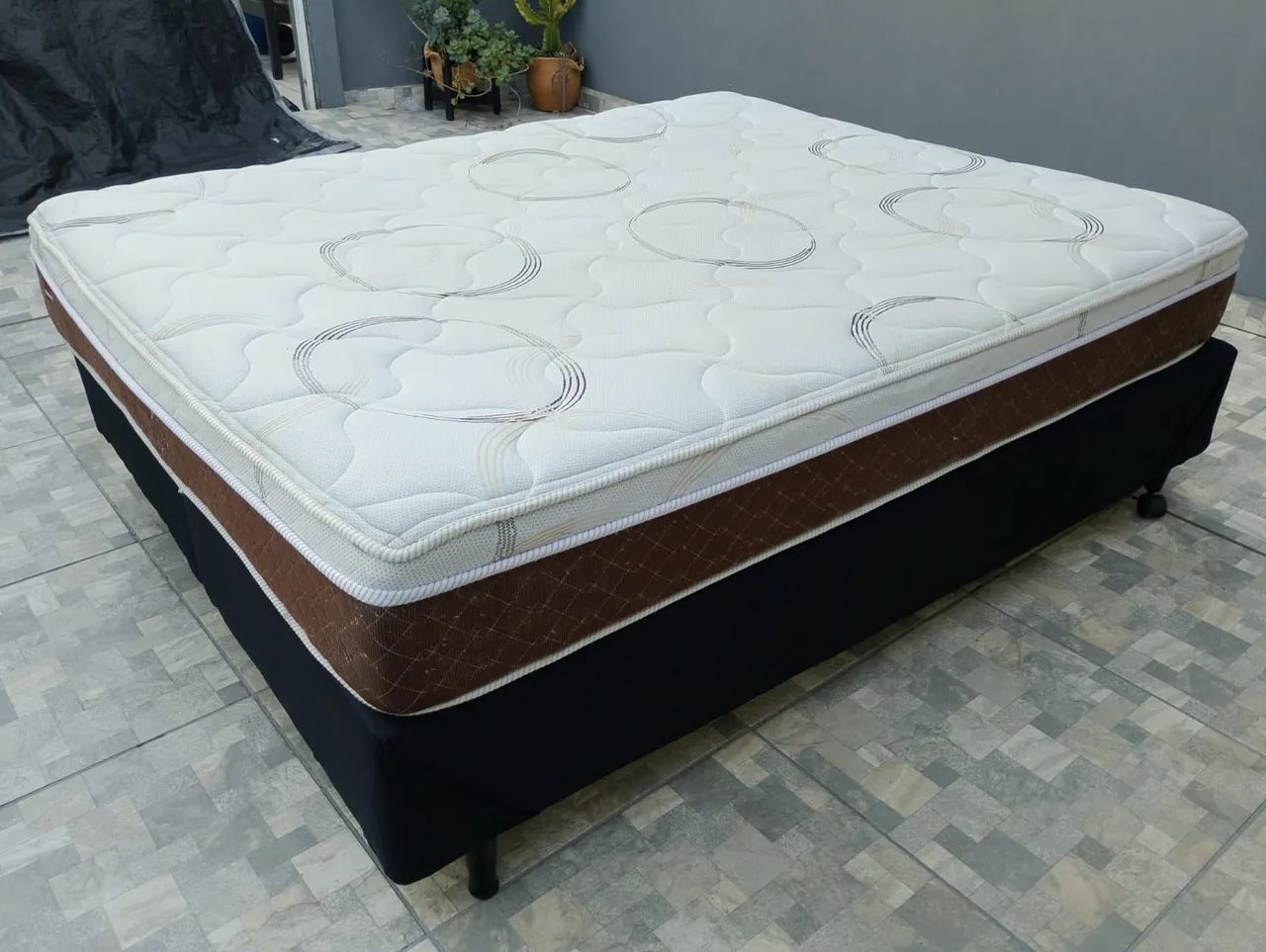 Colchão Queen Size Mannes ,sem base - Foto 5