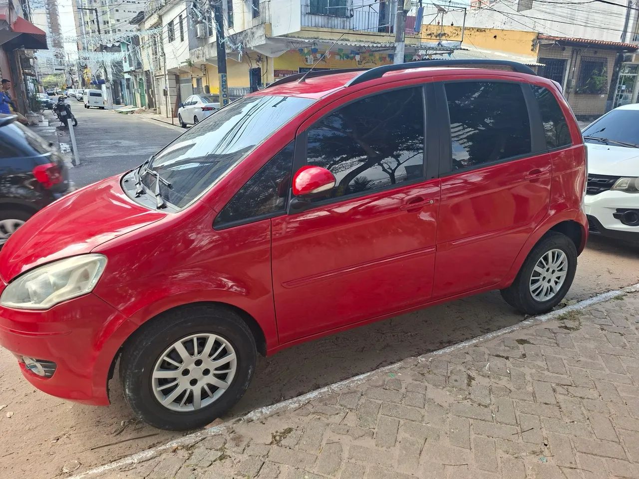 Fiat Idea Attractive 1.4 Fire Flex 8V 5P 2012 - Foto 3