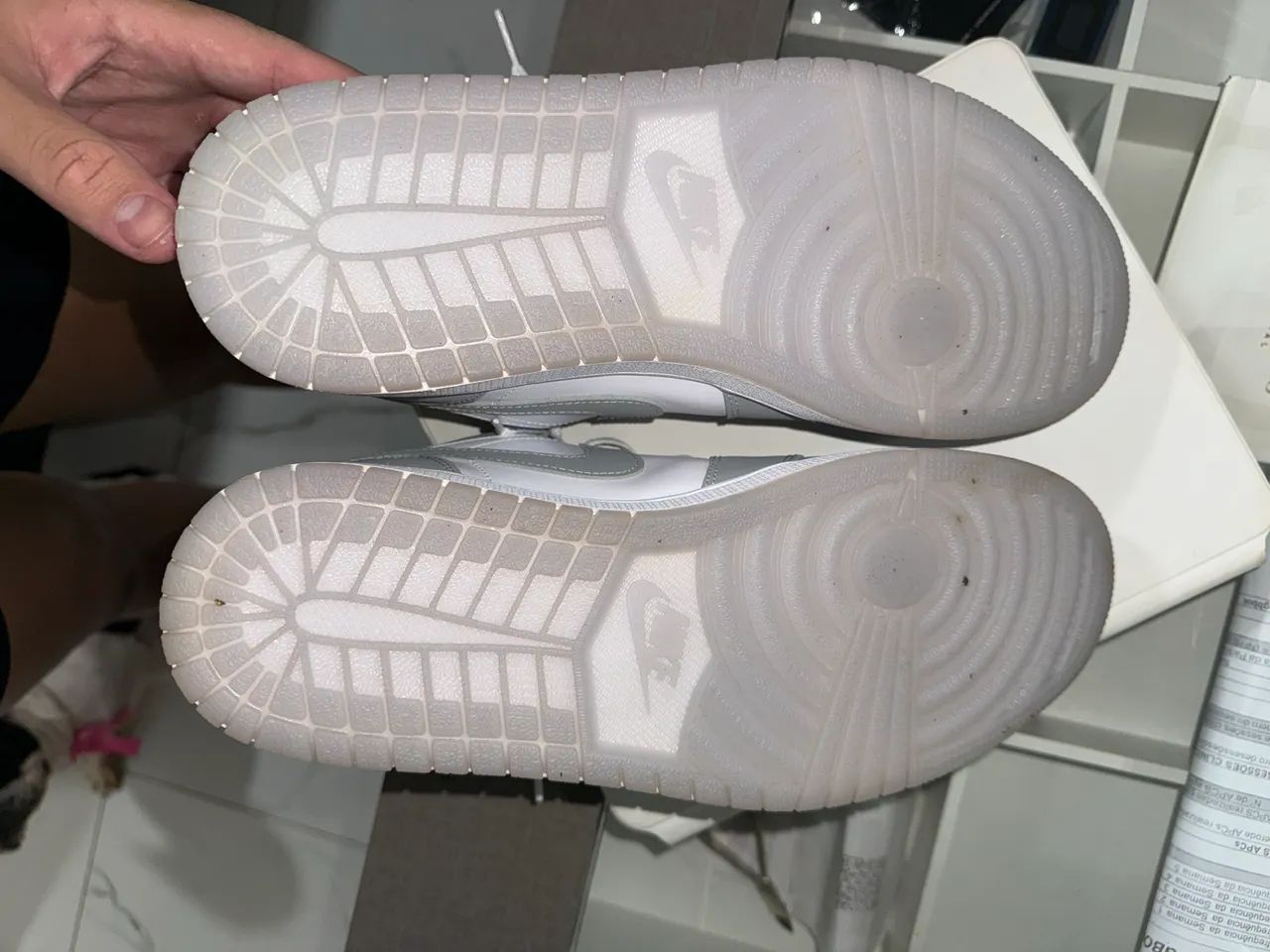 AIR JORDAN 1 LOW - WOLF GREY - Foto 4