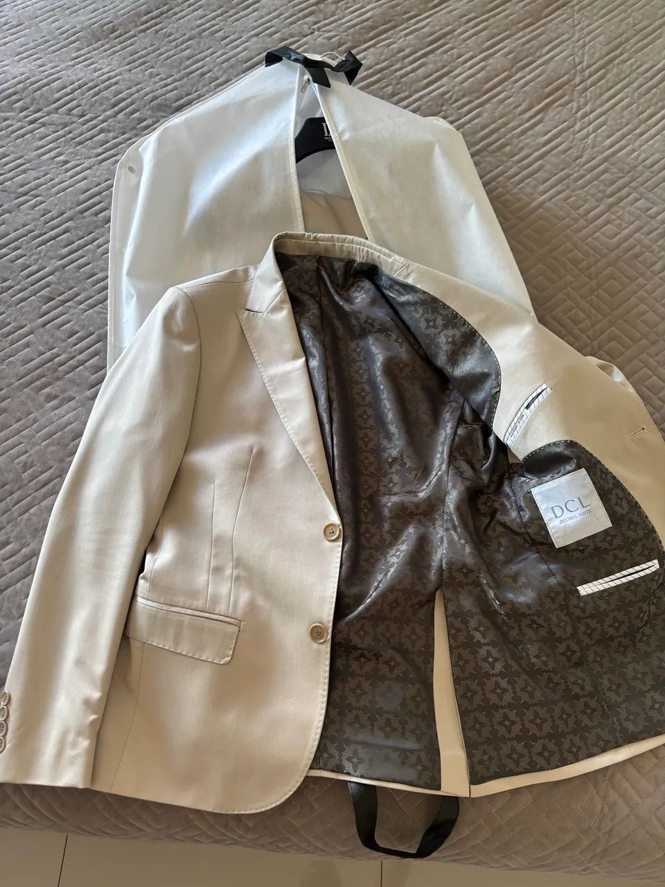 Terno costume Decinel cor palha bege Novo