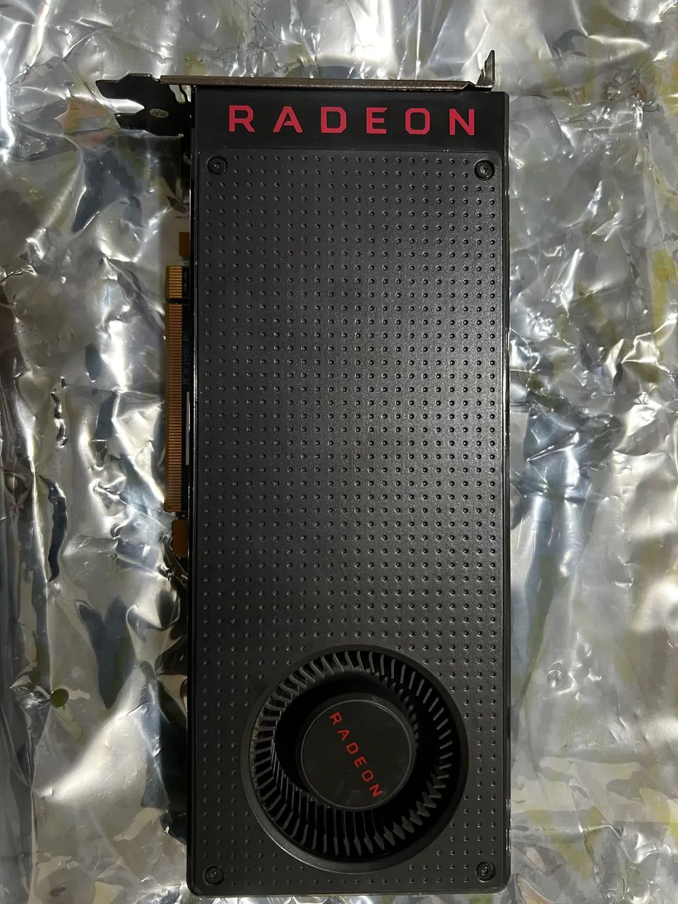 Placa de vídeo RX 480 8gb PCYES (defeito)