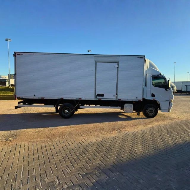 MB ACCELO 1016 4x2 - Foto 4