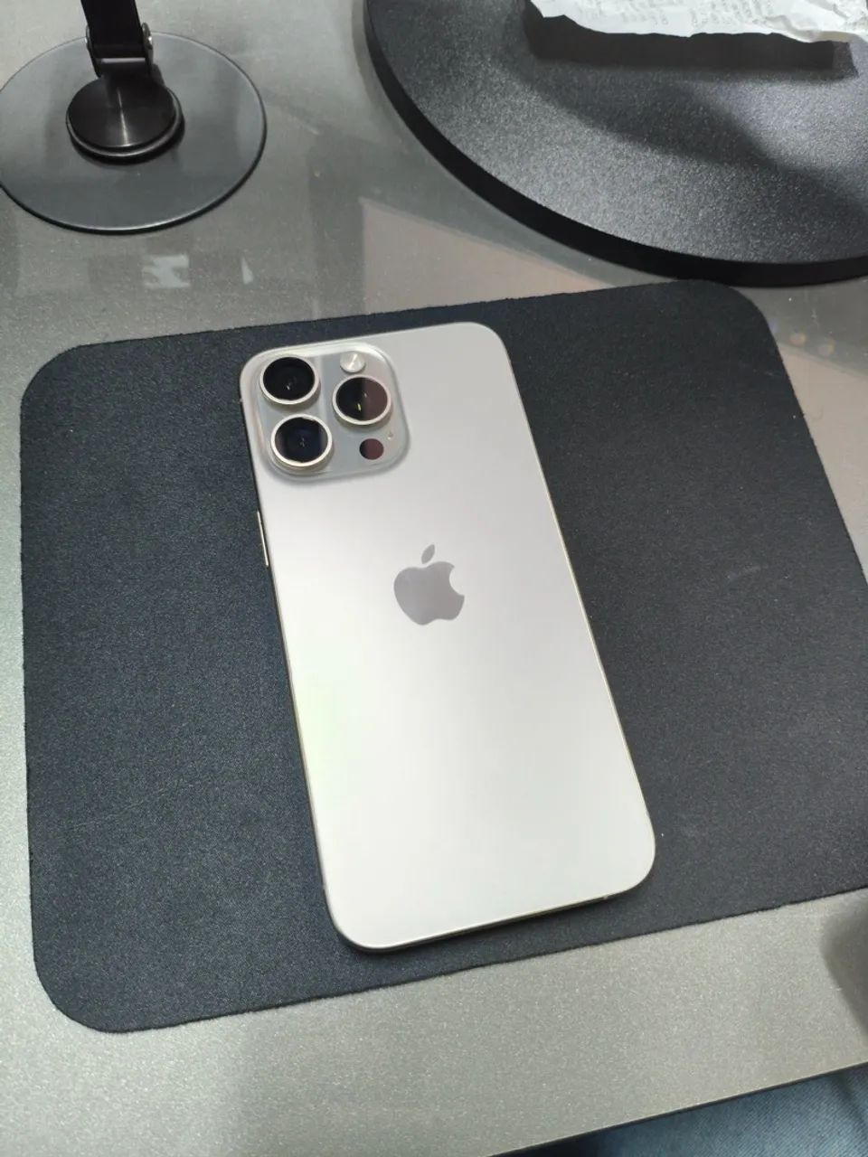 iPhone 15 pro Max 256gb Titânio Natural