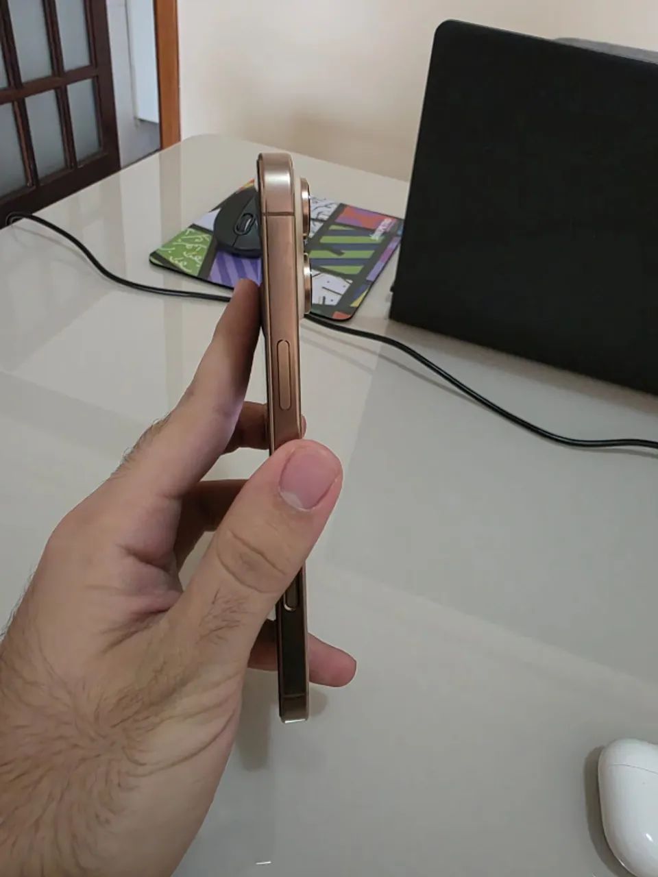 iPhone 16 Pro Max 1TB + AirPods Pro 2ª Ge - Foto 3
