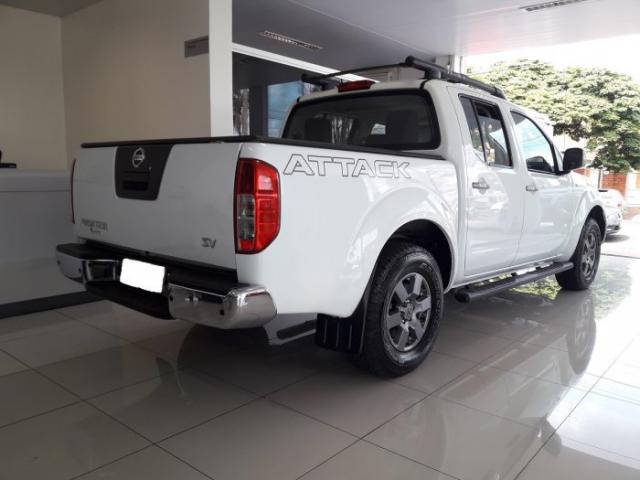 Nissan Frontier 2014 2.5 sv attack 4x4 cd turbo eletronic diesel 4p manual - Foto 4