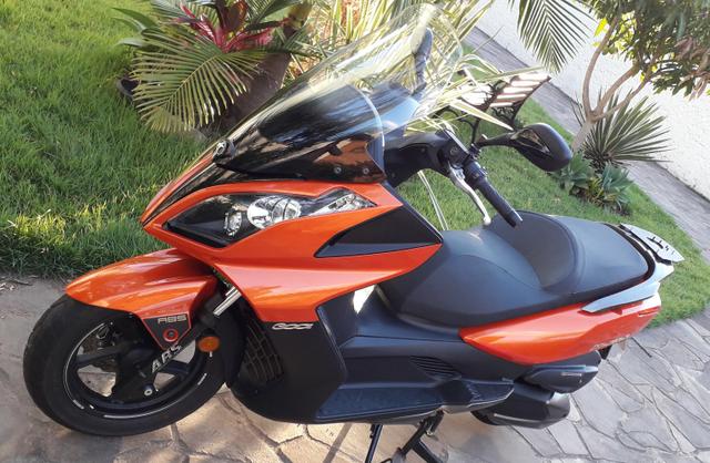 Downtown 300 único dono ABS 5000 km burgman Scooter - Foto 3