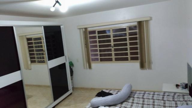 Ótima casa com lote de 1000M² 4 Qtos sendo 3 suítes | 6 vagas | lazer - Foto 10