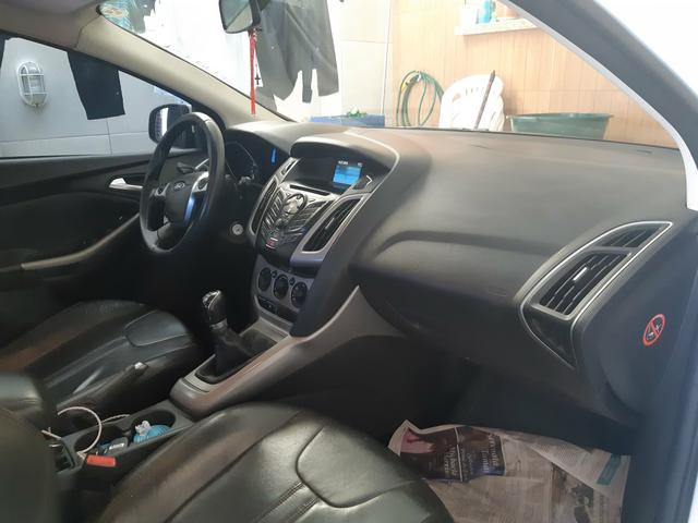 Focus - Foto 2