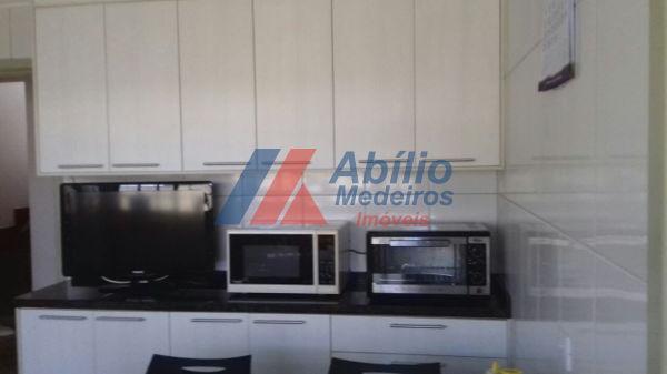 Casa sobrado com 5 quartos - Bairro Bancários em Londrina - Foto 9
