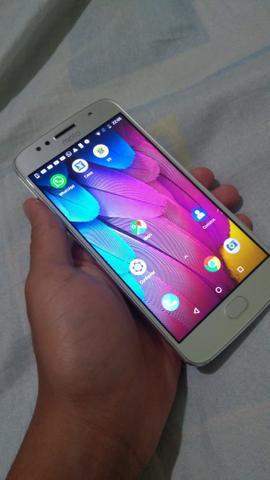 Moto G5s