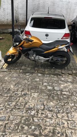 Vendo ou troco cb 300 2010