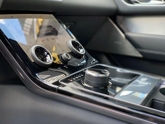 LAND ROVER RANGE ROVER VELAR 2019/2020 2.0 P300 GASOLINA R-DYNAMIC SE AUTOMÁTICO - Foto 15
