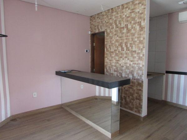 Comercial loja - Bairro Jardim Imperial em Aparecida de Goiânia - Foto 6