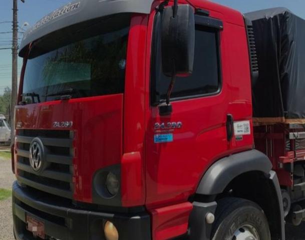 Caminhão Volkswagen 24-280 6×2