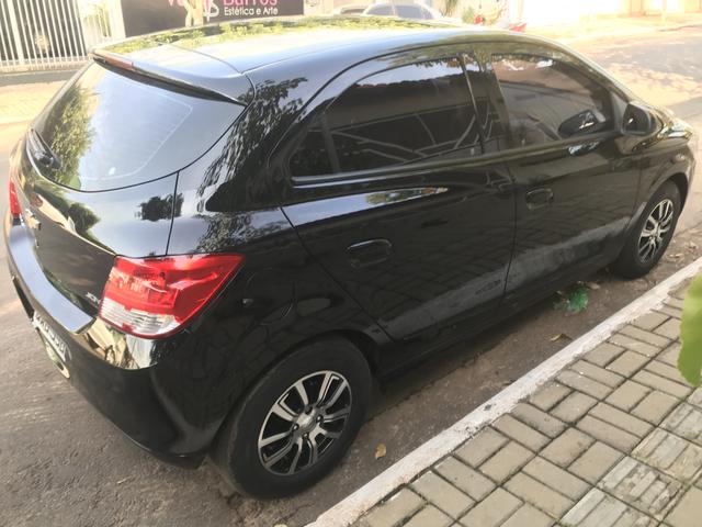 Onix 2018 rodas, multimídia, câmera de ré, Direção elétrica, rastreador de Fábrica - Foto 4
