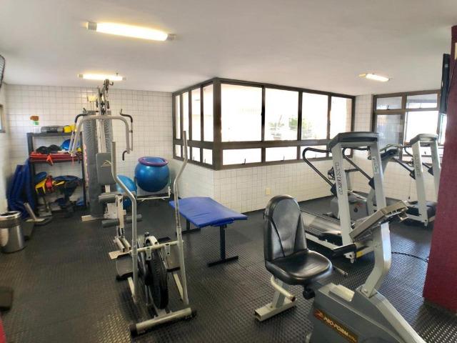 Apartamento no Guararapes - 192m² - 3 Suítes - 3 Vagas (AP0620) - Foto 14