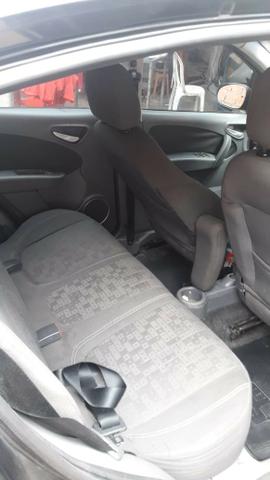 Fiat novo palio em excelente estado de conservação - Foto 5