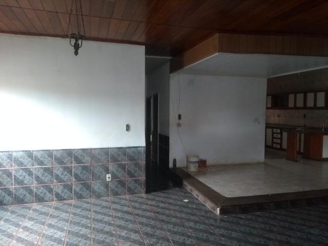 Alugo Casa no centro com espaco para comercio - Foto 16