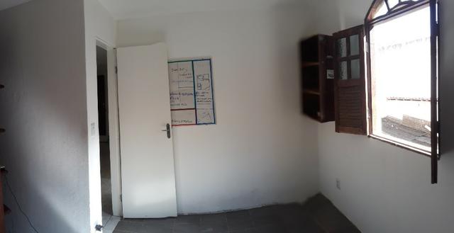 Casa 2/4 na rua Rua km 17 de Itapuã - Foto 14