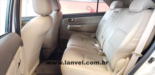 TOYOTA HILUX SW4 2012/2013 2.7 SR 4X2 16V FLEX 4P AUTOMÁTICO - Foto 9