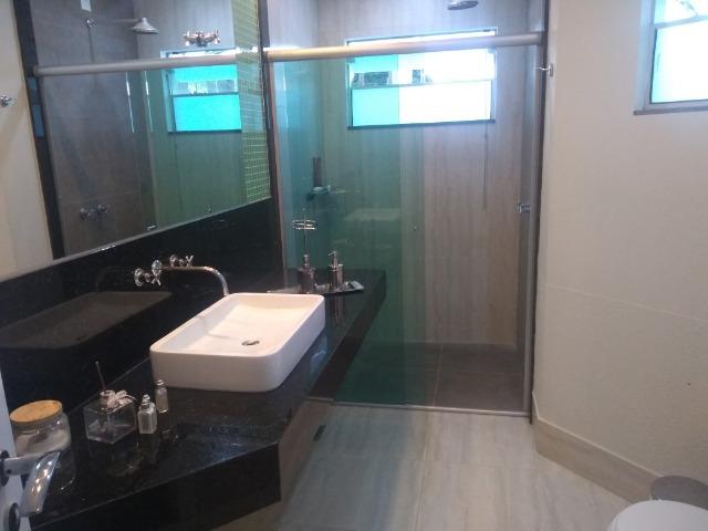 Allmeida vende excelente casa bem localizada no Condomínio Mansões Entre Lagos - Foto 11
